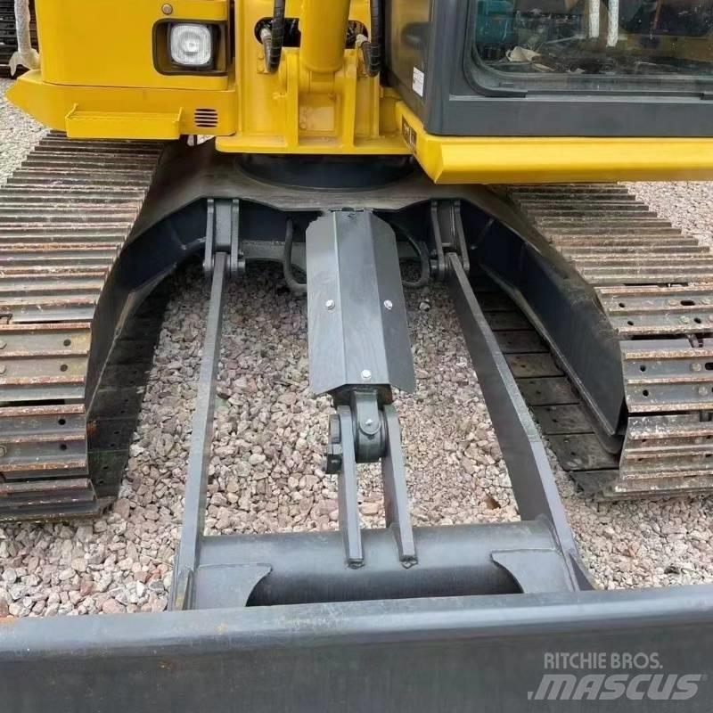 Komatsu PC70 Bageri guseničari
