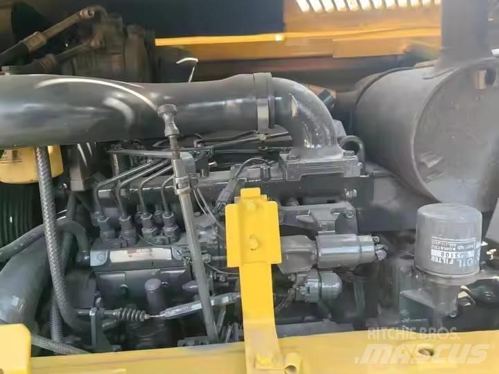 Komatsu PC60 Bageri guseničari