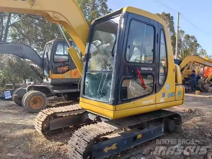 Komatsu PC60 Bageri guseničari