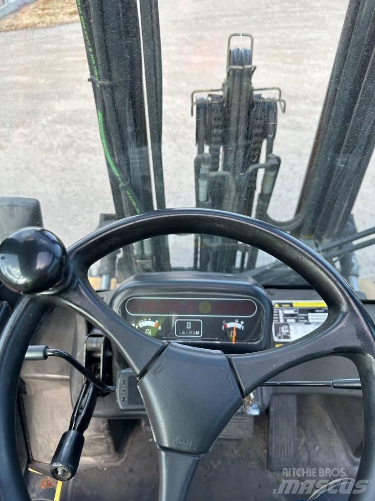 CAT DP 25 K Dizelski viljuškari
