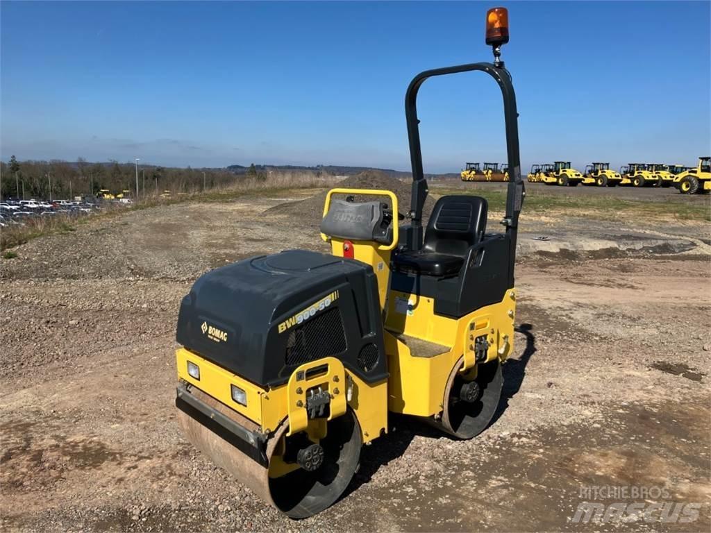 Bomag CN BW 900-50 Valjci sa duplim bubnjem