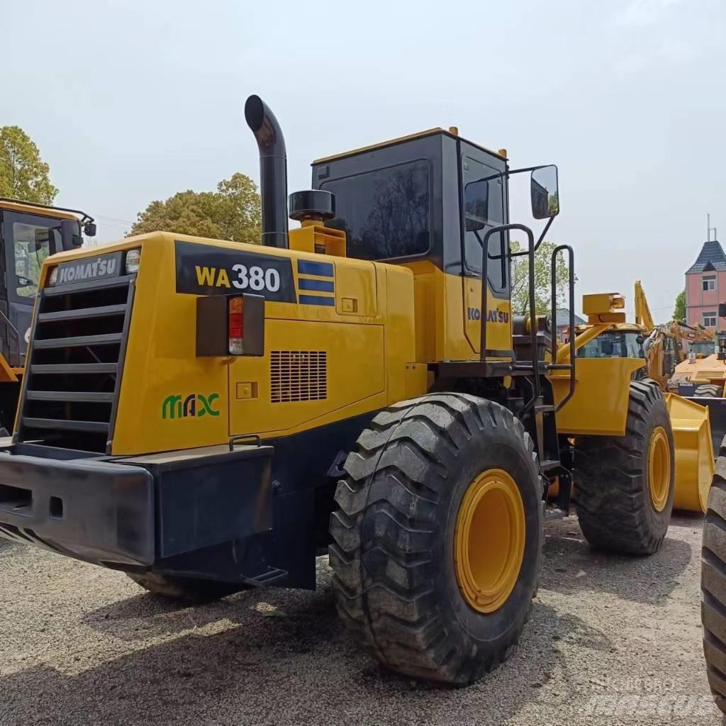 Komatsu WA 380 Utovarivači na točkove