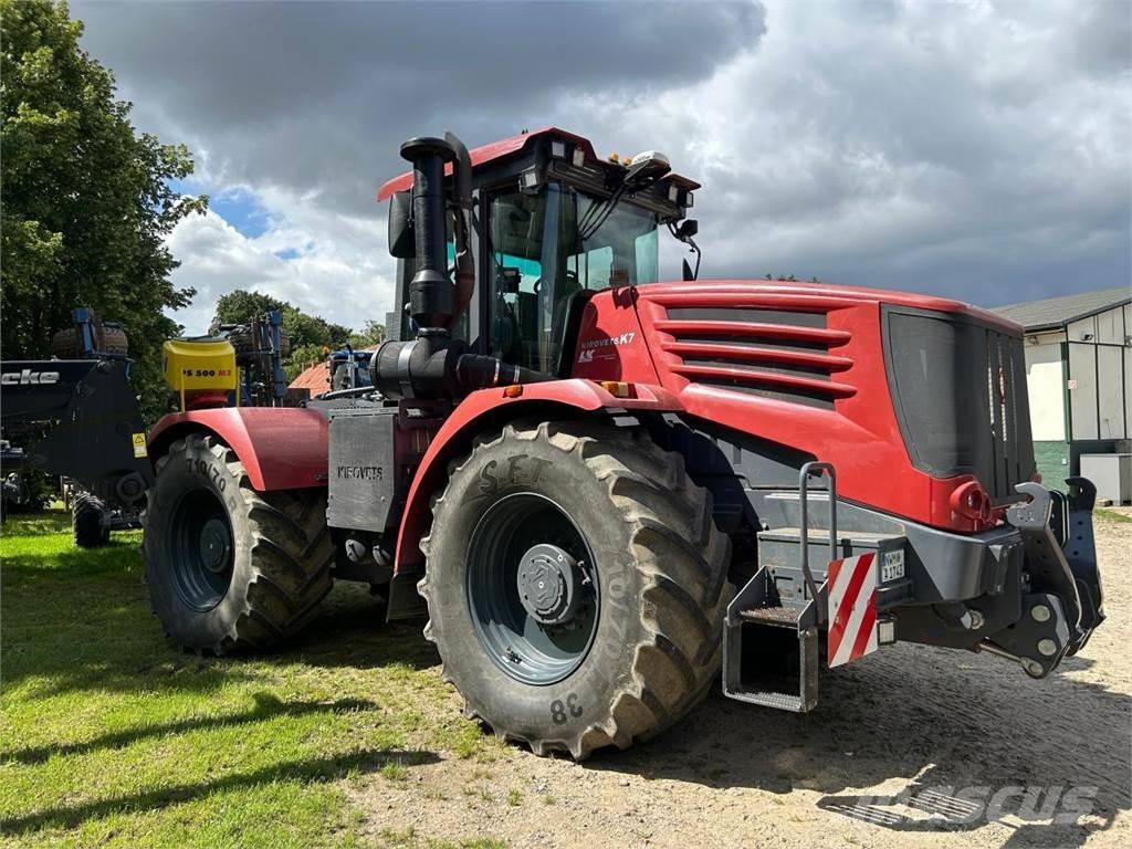 Kirovets K 743 Traktori