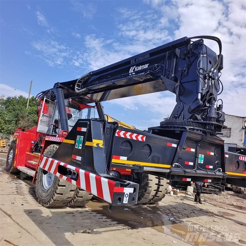 Kalmar DRF 450 Dohvatni viljuškari