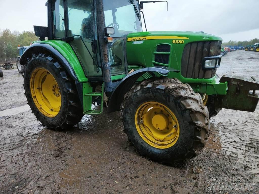 John Deere 6330 Traktori