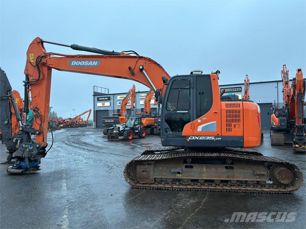 Doosan DX235LCR-5 Bageri guseničari