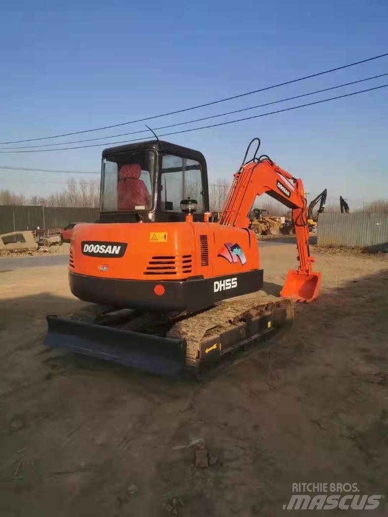 Doosan DH55 Bageri guseničari