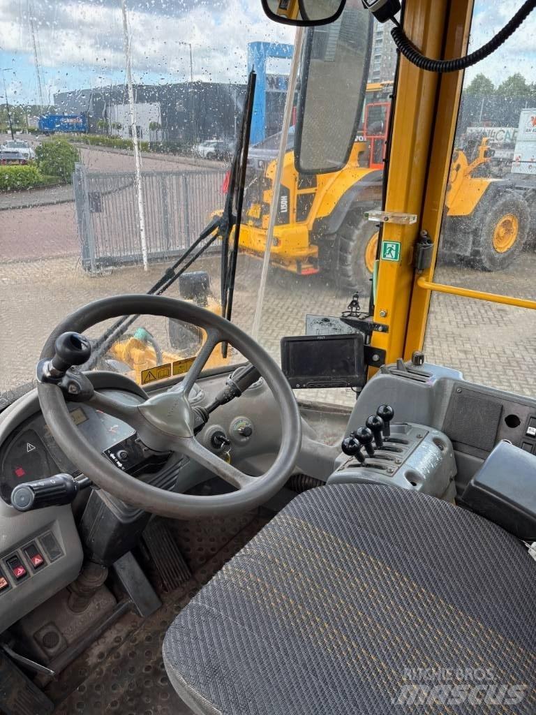 Volvo L 90 E Utovarivači na točkove