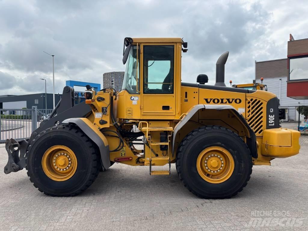 Volvo L 90 E Utovarivači na točkove