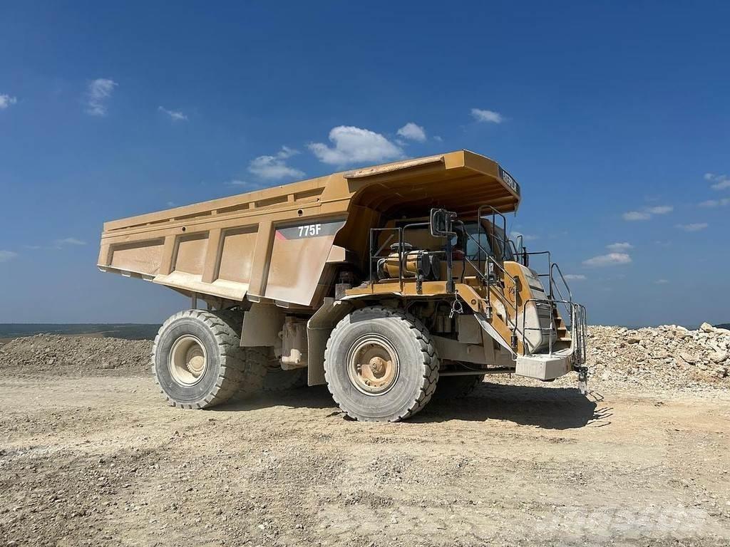 CAT Rebuilt 775F - Damperi za gradilište