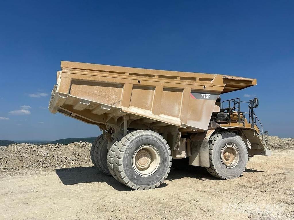 CAT Rebuilt 775F - Damperi za gradilište