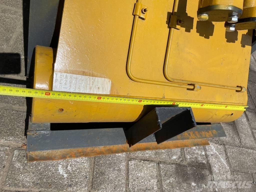Komatsu Long reach Polovni bageri sa dugom rukom