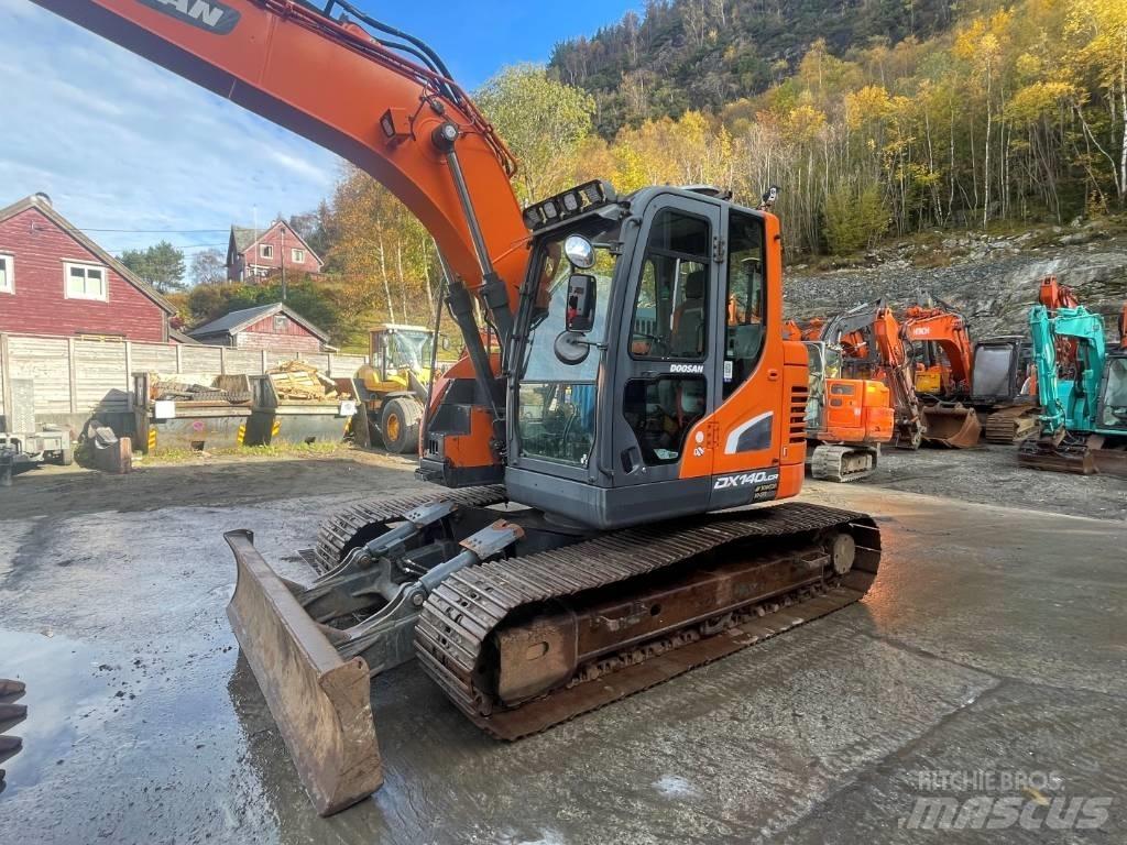 Doosan DX140LCR-5 Bageri guseničari