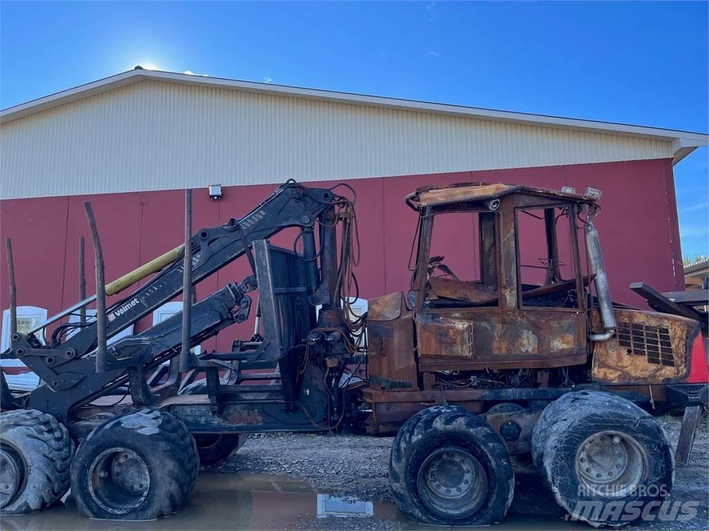Komatsu 840TX Forvarderi