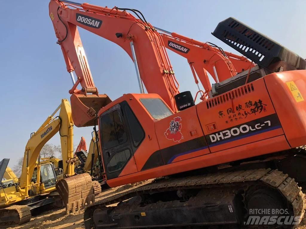 Doosan 300-7 Bageri guseničari