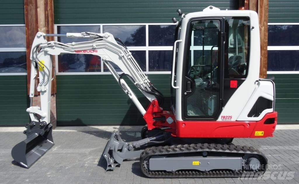 Takeuchi TB 225 Mini bageri < 7t