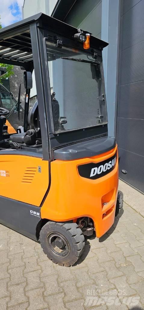 Doosan B 30 X-7 Električni viljuškari