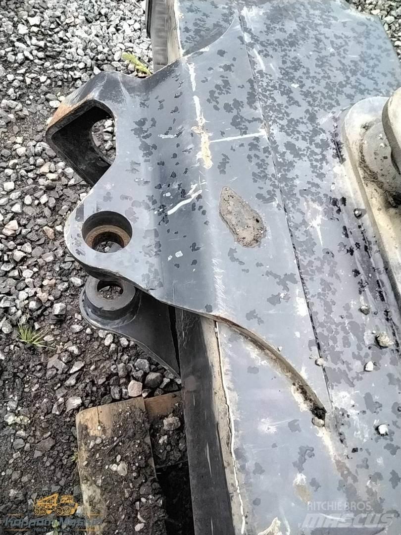 Komatsu 165 Kranovi za debla