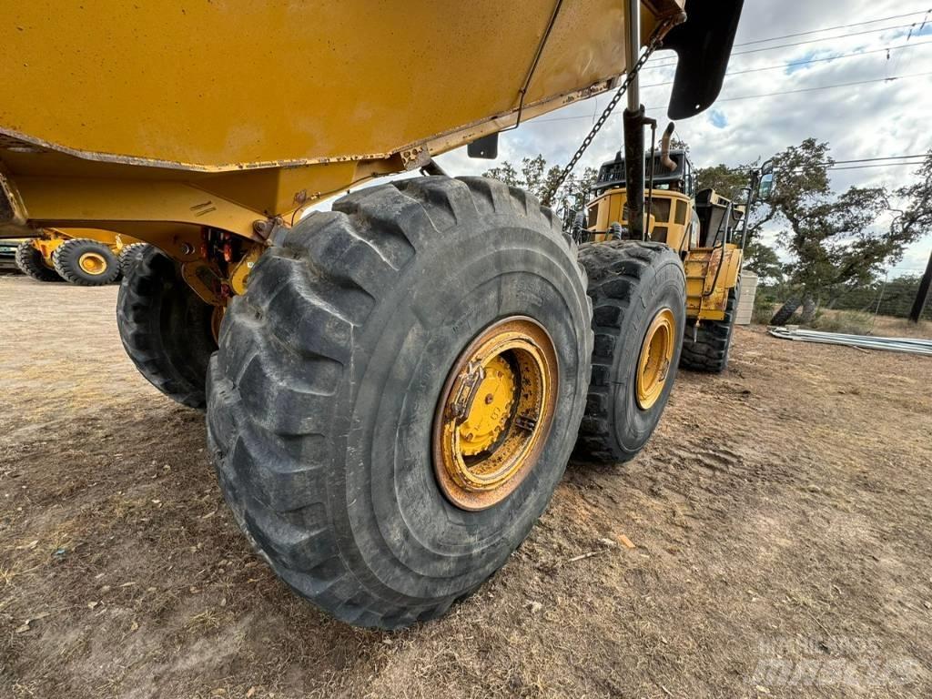 CAT 745C Zglobni damperi