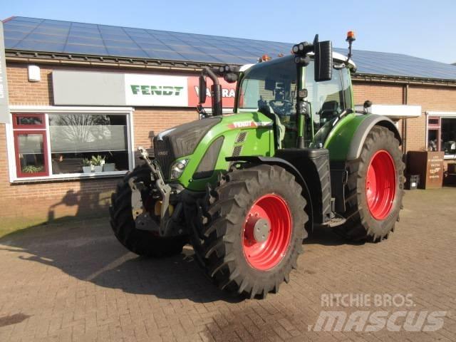 Fendt 718 GEN6 Traktori