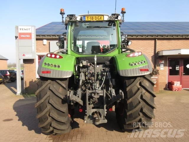 Fendt 718 GEN6 Traktori