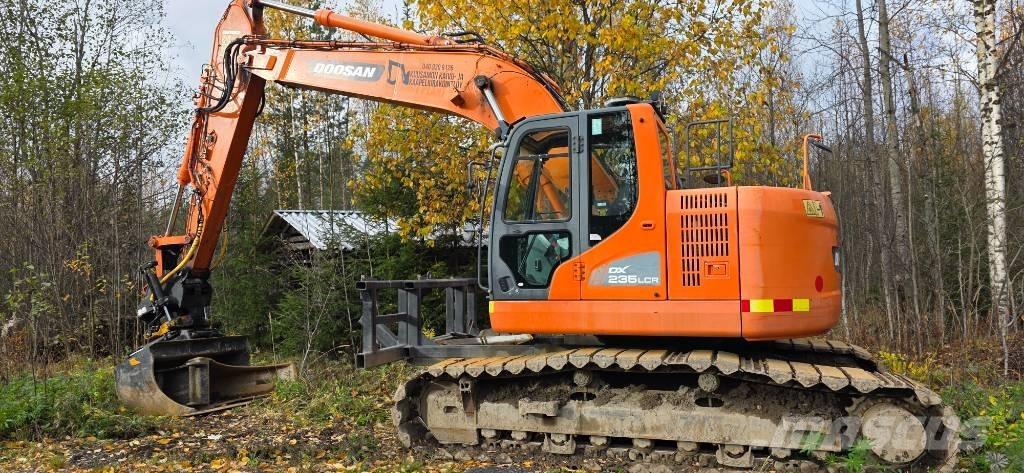 Doosan DX 235 LCR Bageri guseničari