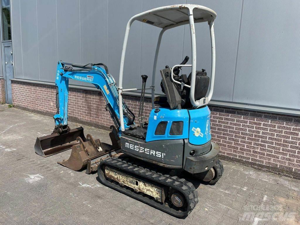 Messersi M-16U Mini bageri < 7t