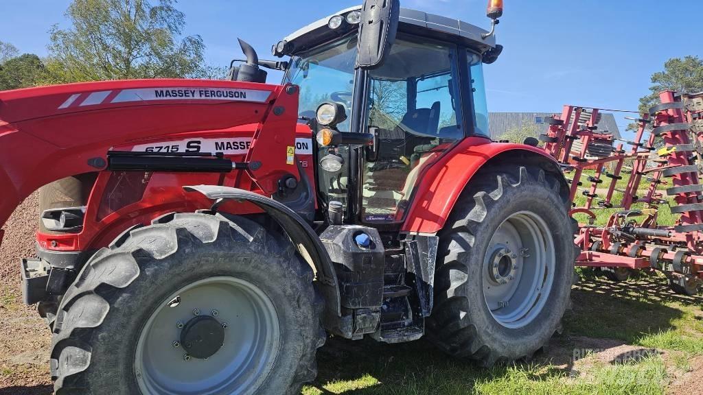 Massey Ferguson 6715 Traktori
