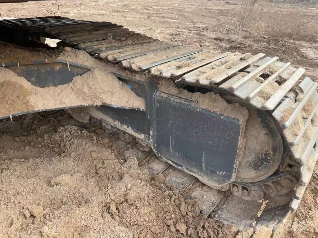 Volvo EC210D Bageri guseničari