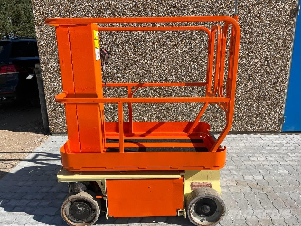JLG 1230 ES Jarbolne penjajuće platforme