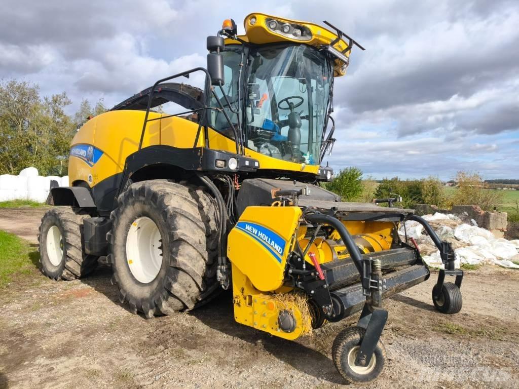 New Holland FR 850 Mašine za stočnu hranu sa sopstvenim pogonom