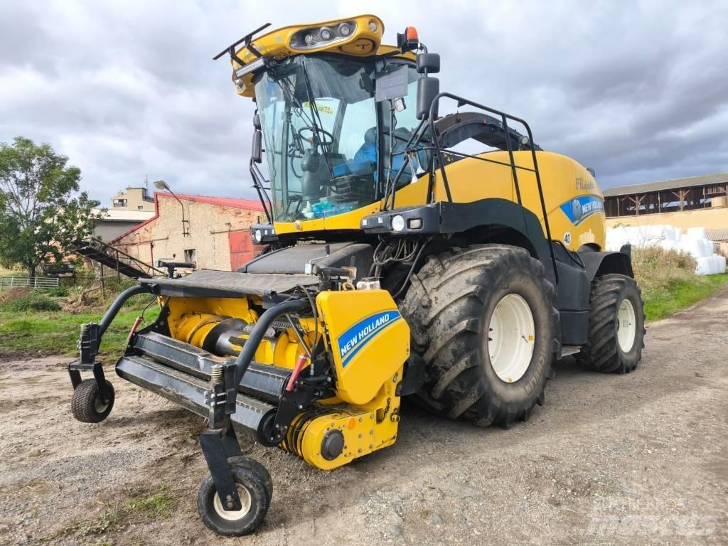 New Holland FR 850 Mašine za stočnu hranu sa sopstvenim pogonom