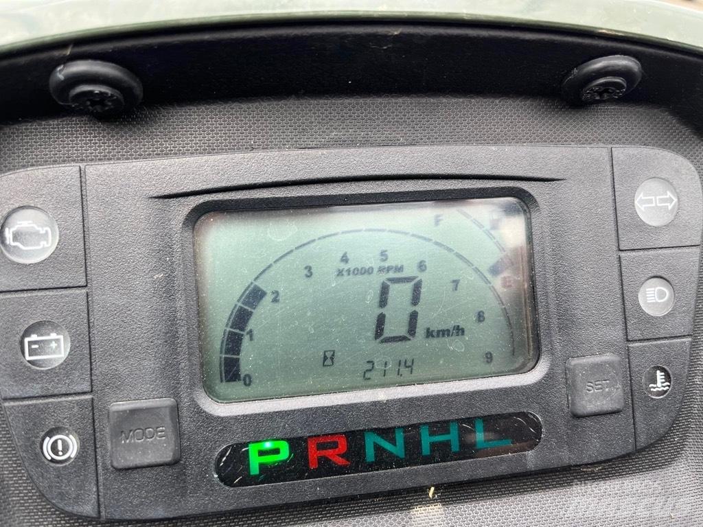 Kymco UXV450i Pomoćne mašine