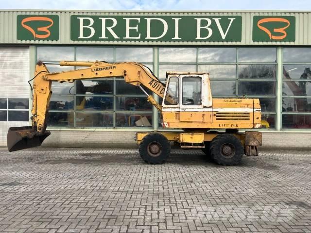 Liebherr A 911 C Bageri točkaši
