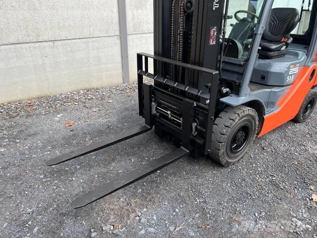 Toyota 02-8 FDF 25 Dizelski viljuškari