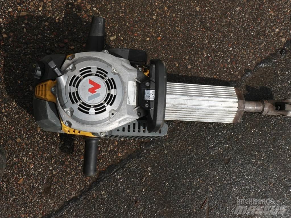 Neuson BH65 Čekići