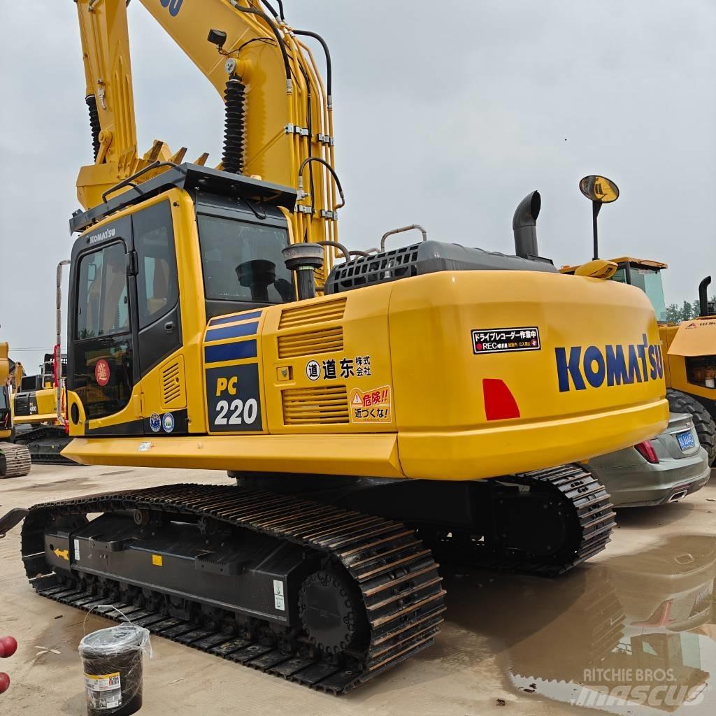 Komatsu 220-8MO Bageri guseničari