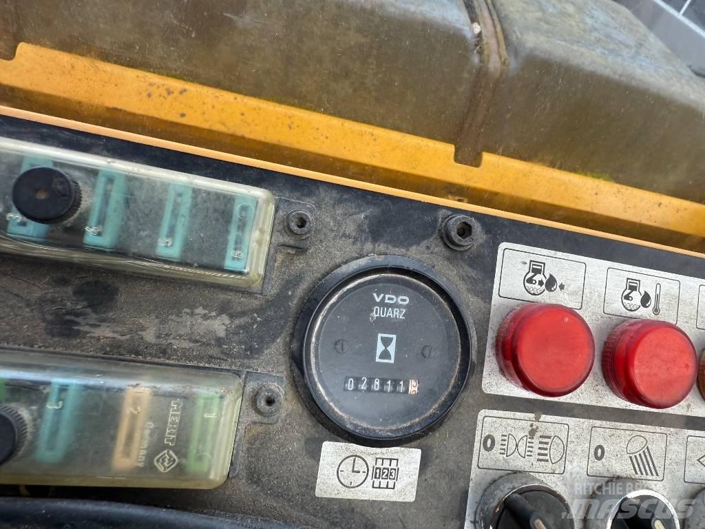 Bomag BW 151 AD-2 Valjci sa duplim bubnjem