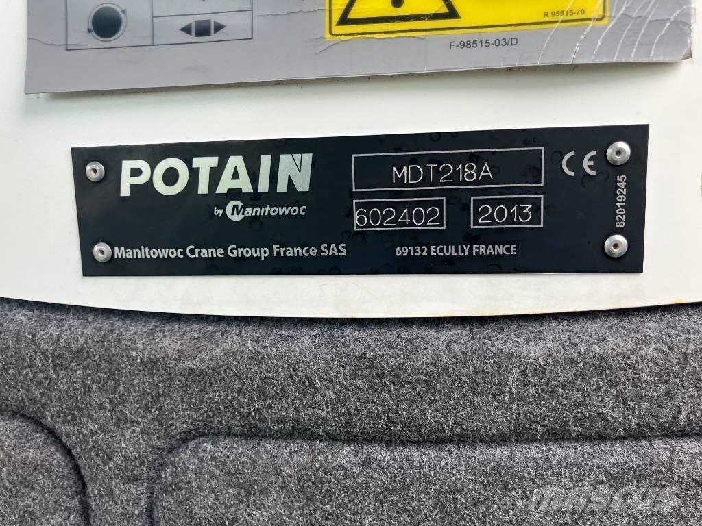 Potain MDT218A-J8 Kranovi tornjevi