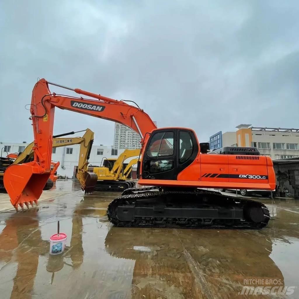 Doosan DX 300 LC Mini bageri < 7t