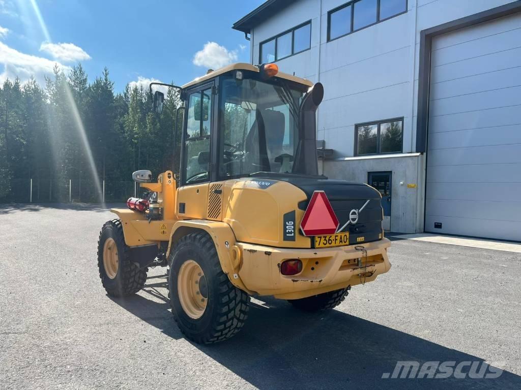 Volvo L 30 G Utovarivači na točkove