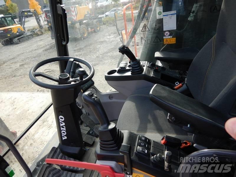 Volvo EW 220 E Bageri točkaši