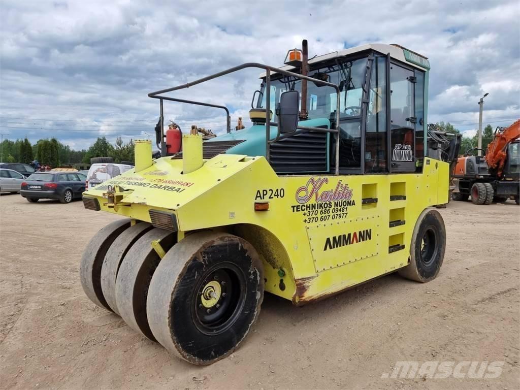 Ammann AP 240 Gumeni valjci na točkovima