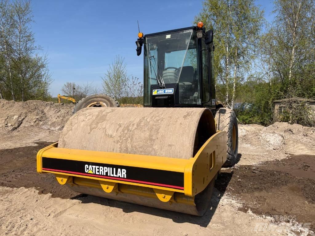 CAT CS 563 E Valjci sa jednim bubnjem