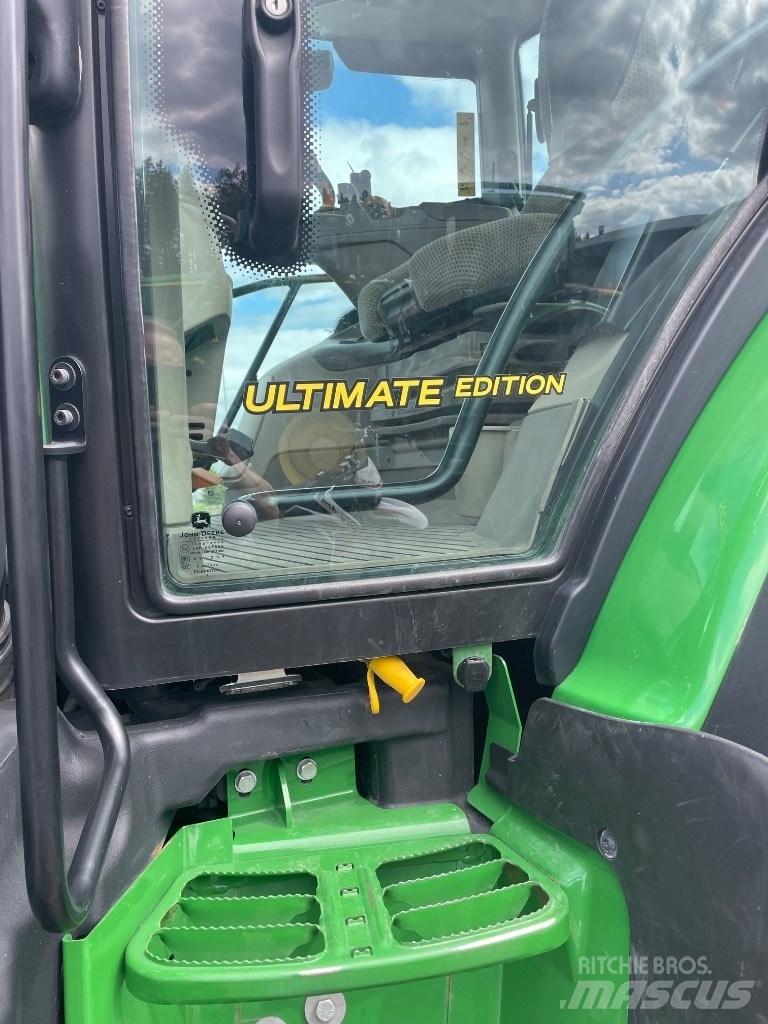 John Deere 6250 R Traktori