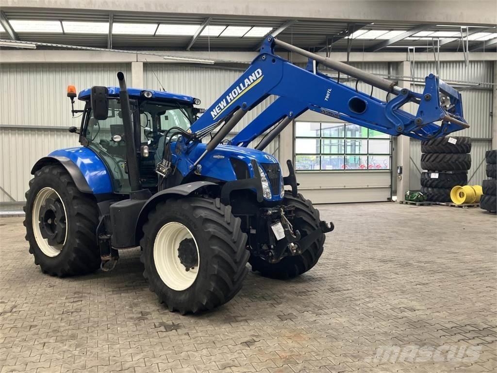 New Holland T7.270 Traktori