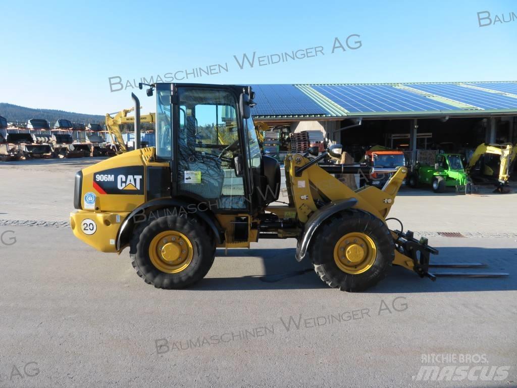 CAT 906M Utovarivači na točkove
