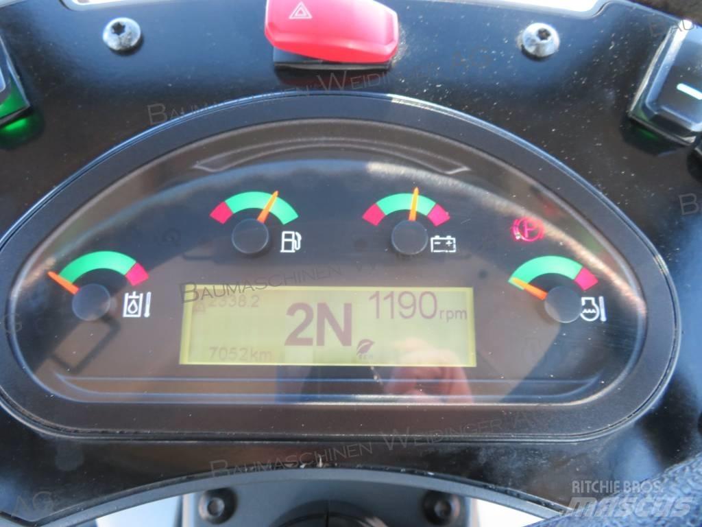 CAT 906M Utovarivači na točkove