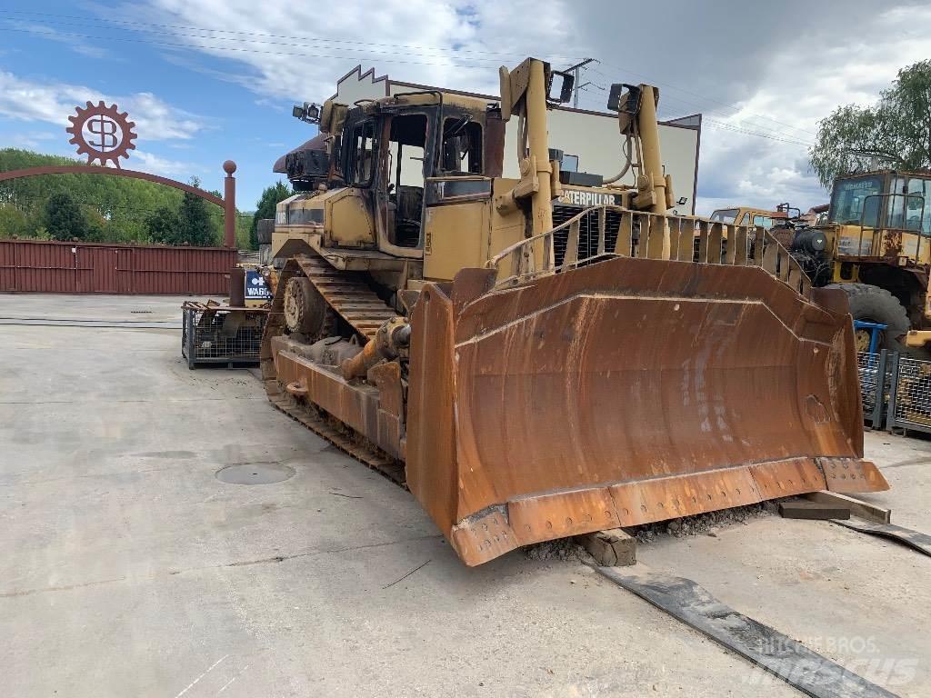 CAT D 8 R II Buldožeri guseničari