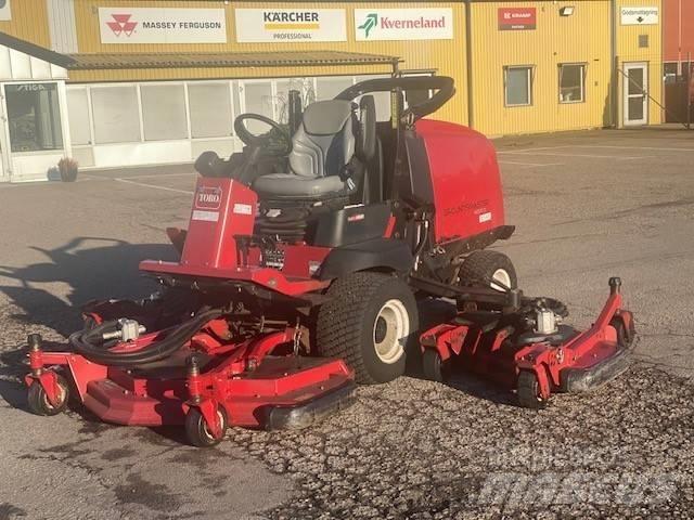 Toro 4000 Traktorske kosilice